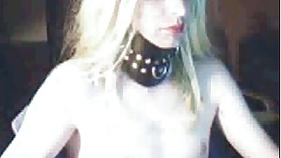 Analny filmik porno sex mamuski filmiki z platynową blondynką z pełnym biustem w pończochach